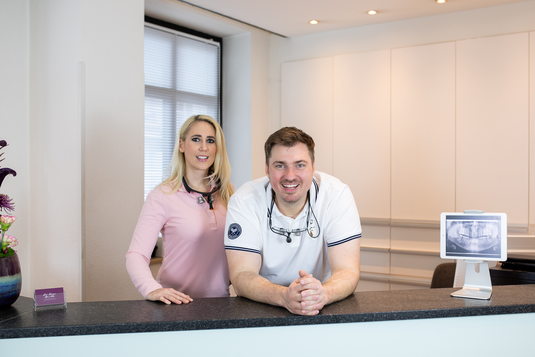Dr. Nina Barth und Dr. med. dent. Adrian Naumann